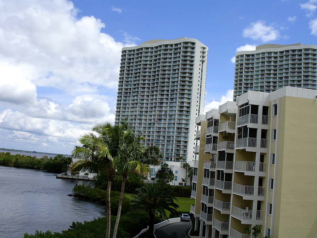 Palm Beach Landings Waterfront Condos
